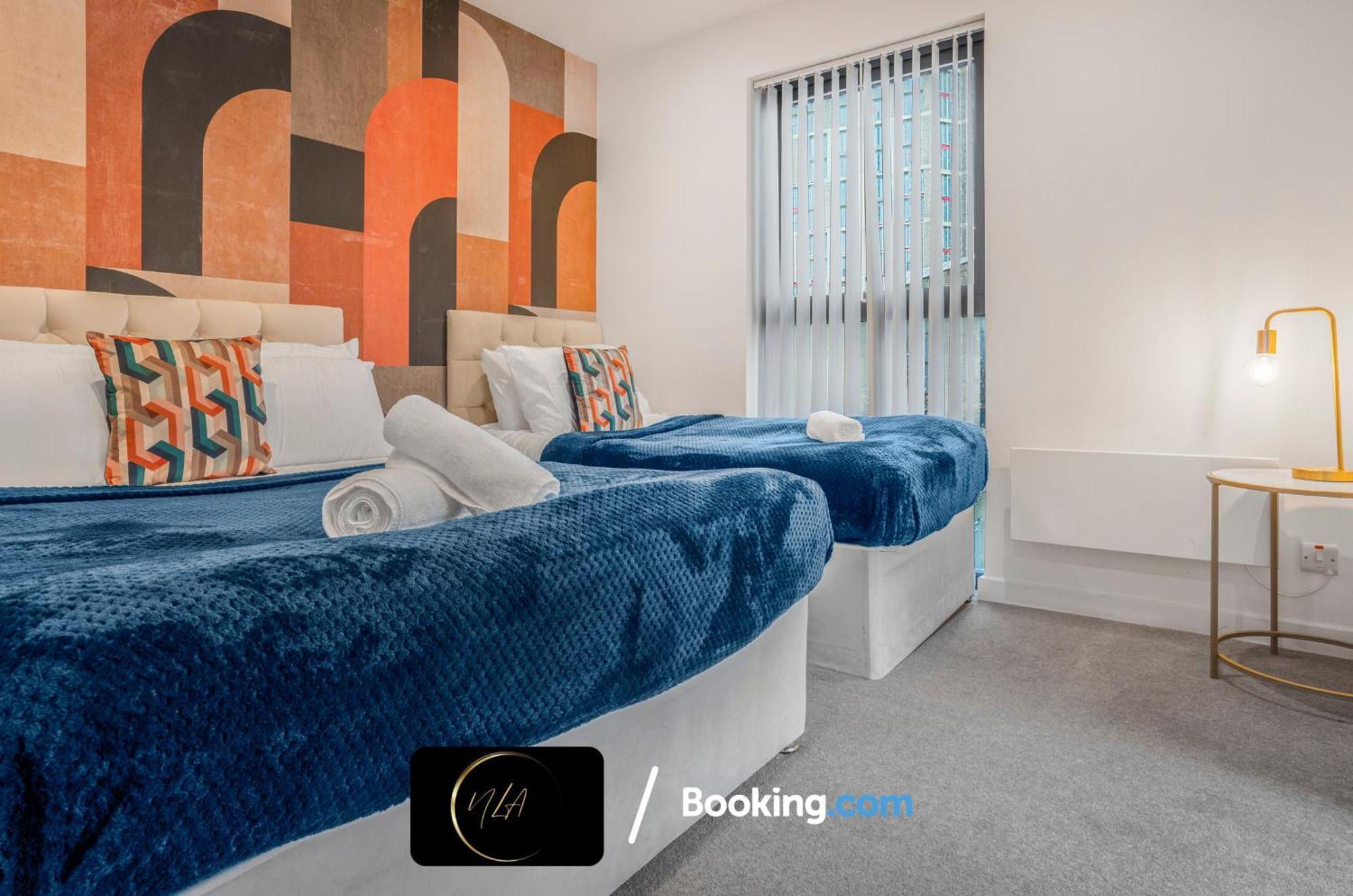 City Centre Apartment With Free Parking, 2 Bathrooms, Netflix And Wifi - Suitable For Contractors And Families - By Noor Luxury Accommodations ברמינגהאם מראה חיצוני תמונה